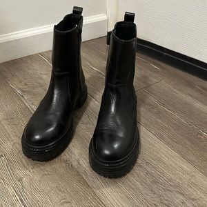 Zara Chelsea Boots, Black, EU 38